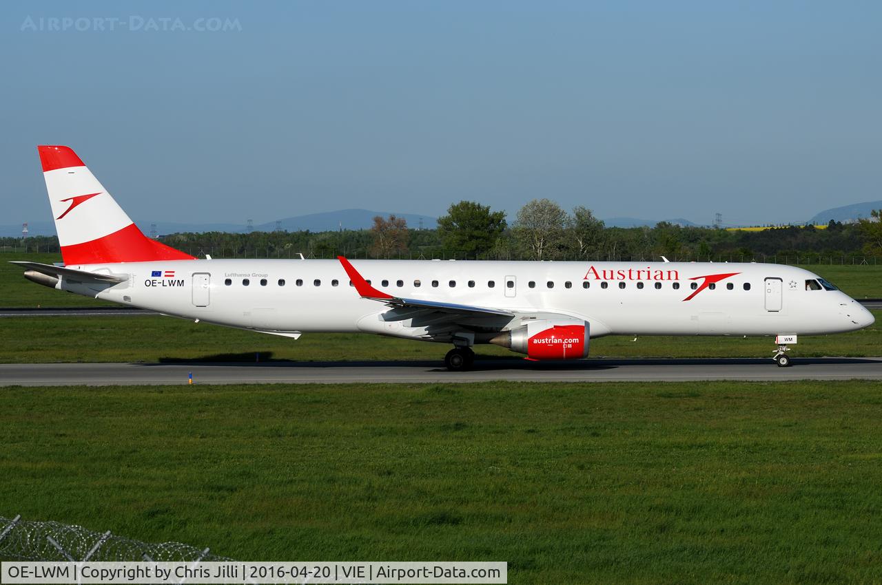 OE-LWM, 2012 Embraer 195LR (ERJ-190-200LR) C/N 19000542, Austrian AIrlines