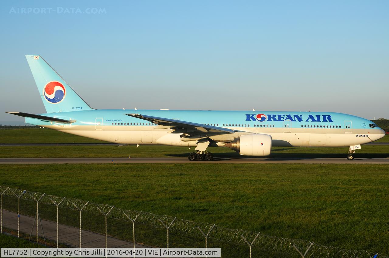 HL7752, 2007 Boeing 777-2B5/ER C/N 34211, Korean Air