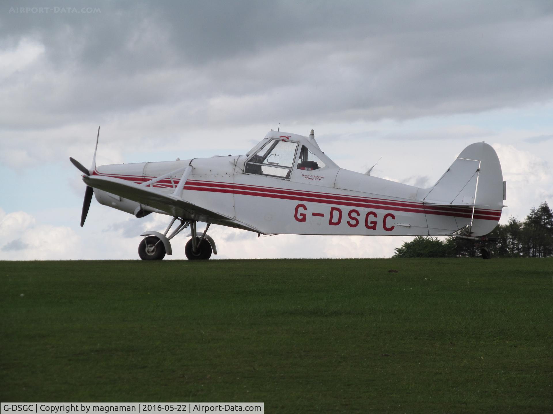 G-DSGC, 1969 Piper PA-25-260 Pawnee C/N 25-4890, very welcoming gliding strip near dunkeswell - north hill - based tug for Devon & Somerset Gliding Club