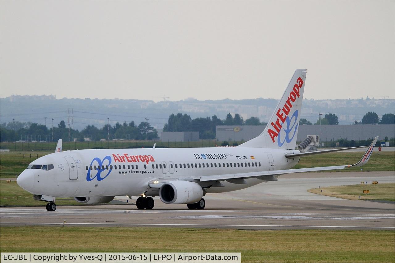 EC-JBL, 2004 Boeing 737-85P C/N 33974, Boeing 737-85P, Lining up prior take off rwy 08, Paris-Orly airport (LFPO-ORY)