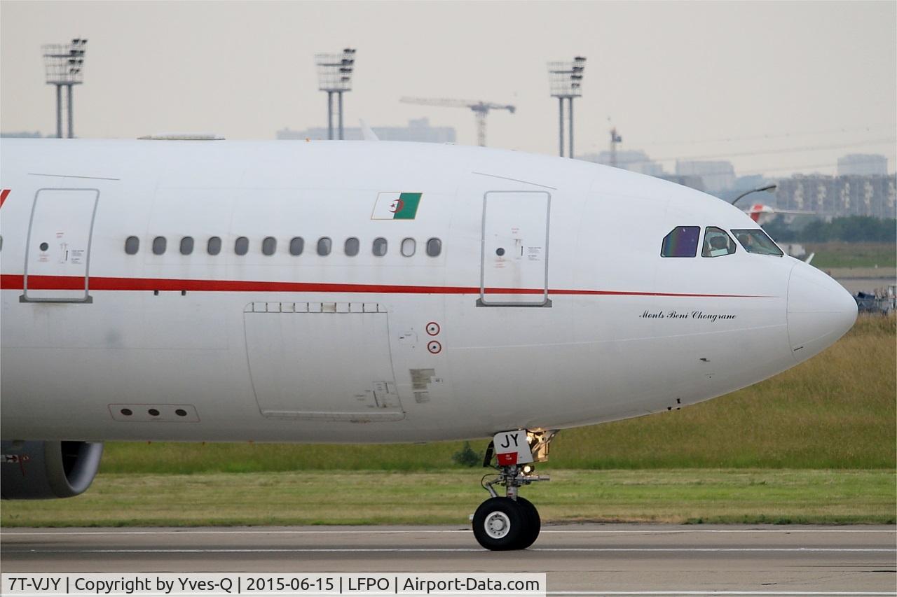 7T-VJY, 2005 Airbus A330-202 C/N 653, Airbus A330-202, Take off run rwy 08, Paris-Orly airport (LFPO-ORY)