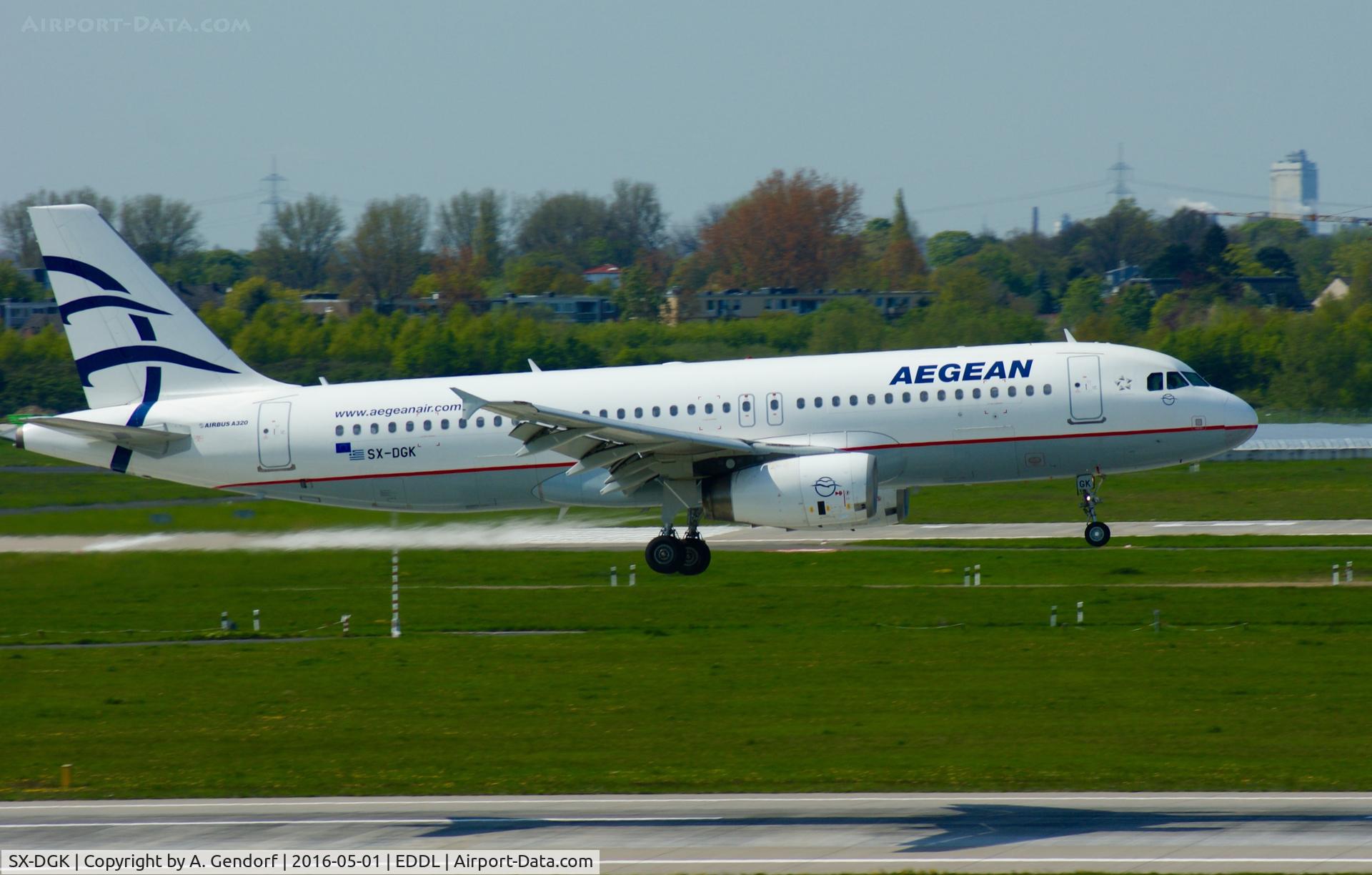 SX-DGK, 2009 Airbus A320-232 C/N 3748, Aegean Airlines, is here landing at Düsseldorf Int'l(EDDL)