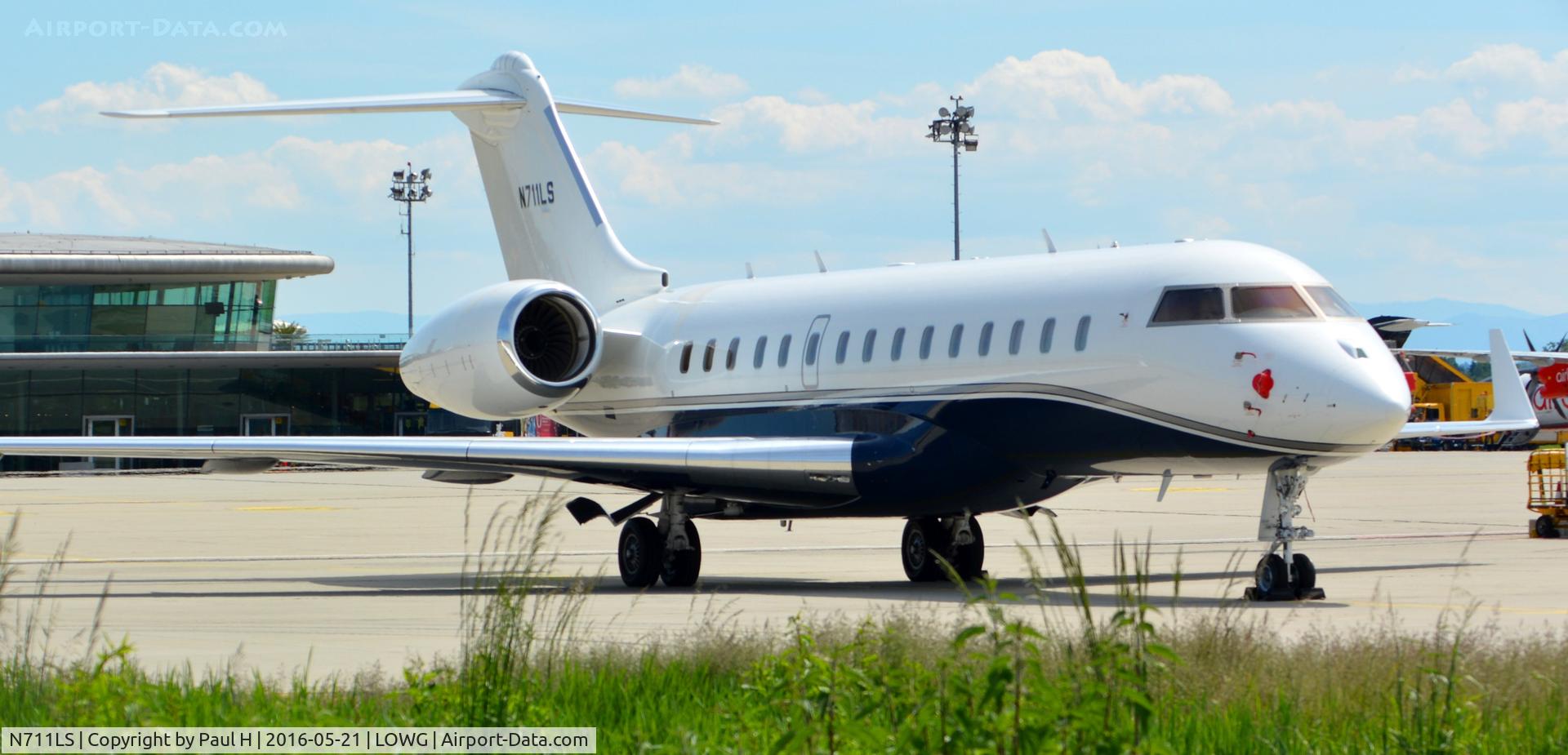 N711LS, 2012 Bombardier BD-700-1A10 Global 6000 C/N 9476, Coming from Montreal to Graz