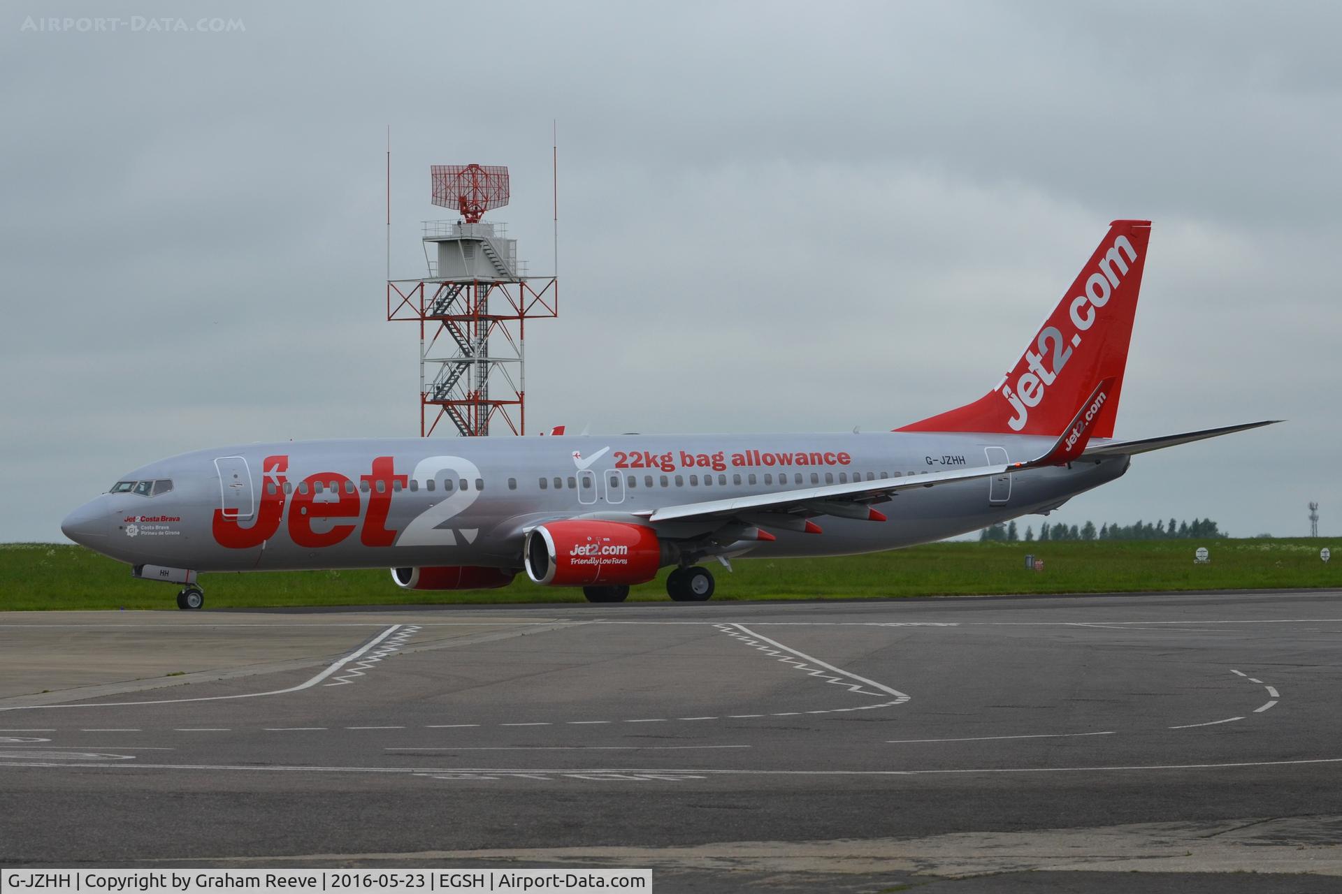 G-JZHH, 2000 Boeing 737-85P C/N 28536, About to depart from Norwich.