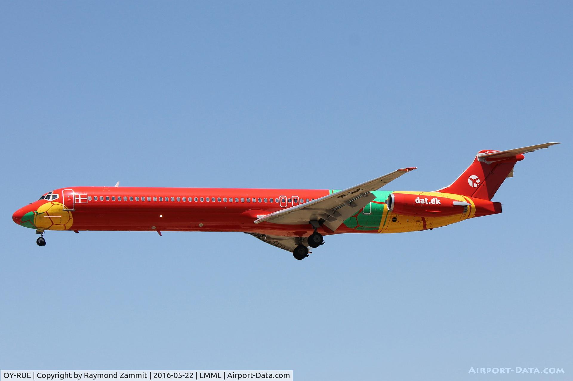 OY-RUE, 1990 McDonnell Douglas MD-83 (DC-9-83) C/N 49936, McDonnell Douglas MD-83 OY-RUE Danish Air Transport