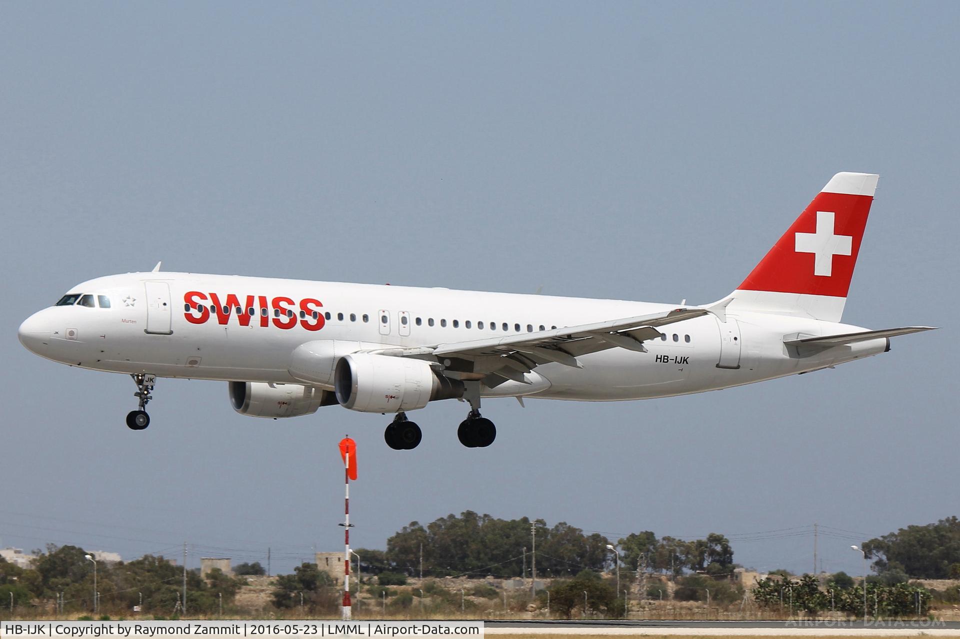 HB-IJK, 1996 Airbus A320-214 C/N 596, A320 HB-IJK Swiss