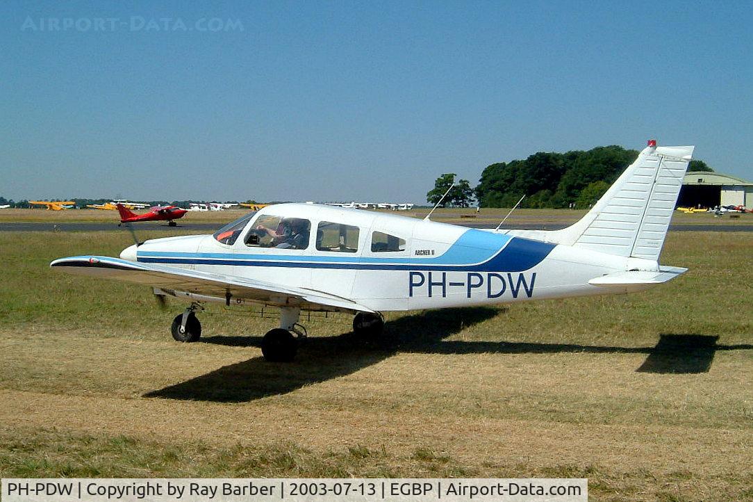 PH-PDW, 1976 Piper PA-28-181 Archer II C/N 28-7690211, Piper PA-28-181 Archer II [28-7690211] Kemble~G 13/07/2003