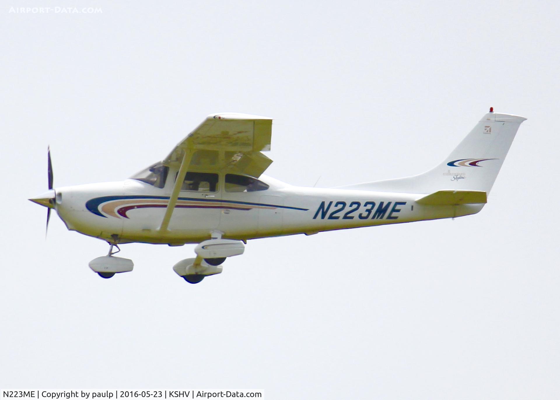 N223ME, 2000 Cessna 182S Skylane C/N 18280746, At Shreveport Regional.