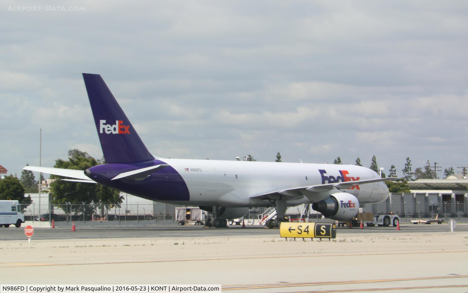 N986FD, 1997 Boeing 757-231(SF) C/N 28482, Boeing 757-200