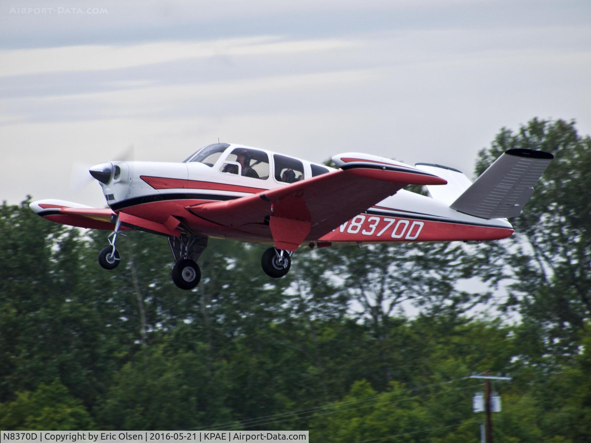 N8370D, 1958 Beech J35 Bonanza C/N D-5463, Beech J35 over Paine Field during the 2016 Paine Field General Aviation Day.