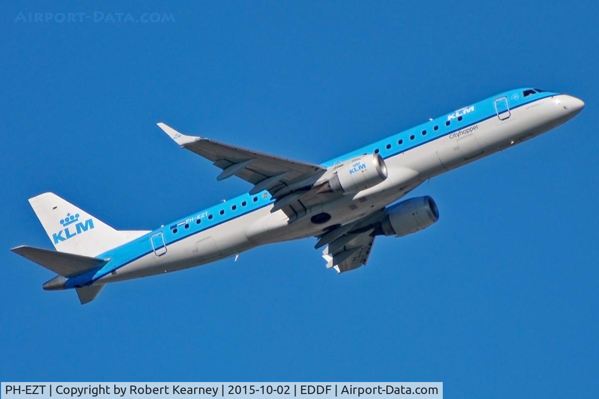 PH-EZT, 2012 Embraer 190LR (ERJ-190-100LR) C/N 19000519, Climbing out of EDDF