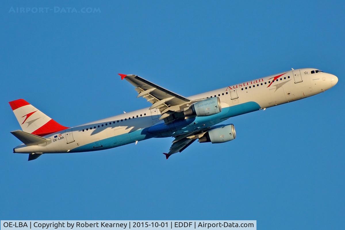 OE-LBA, 1995 Airbus A321-111 C/N 552, Climbing out of EDDF