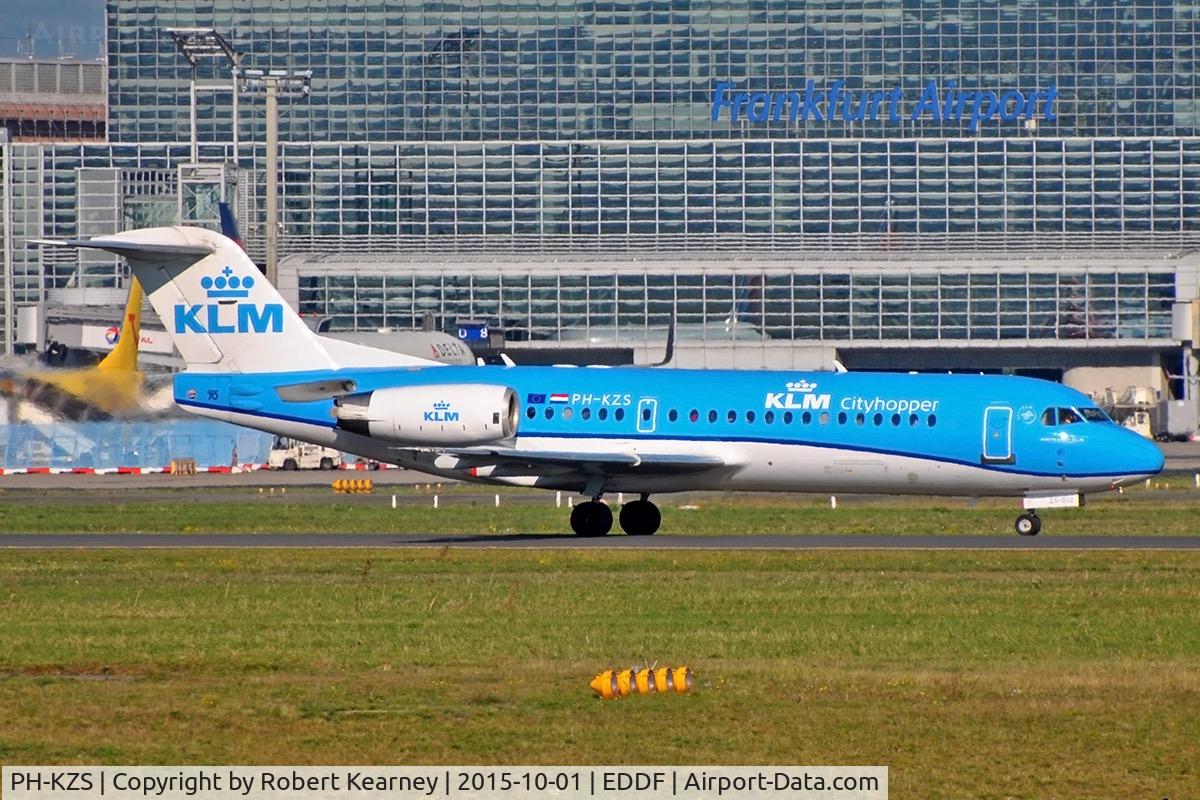 PH-KZS, 1995 Fokker F70 (F-28-0070) C/N 11540, Taxiing in after arrival