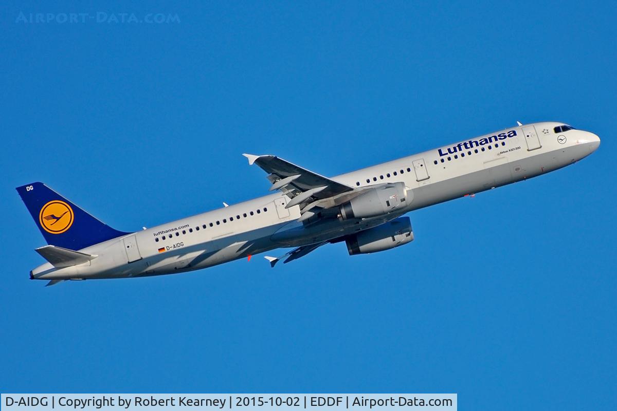 D-AIDG, 2011 Airbus A321-231 C/N 4672, Climbing out of EDDF