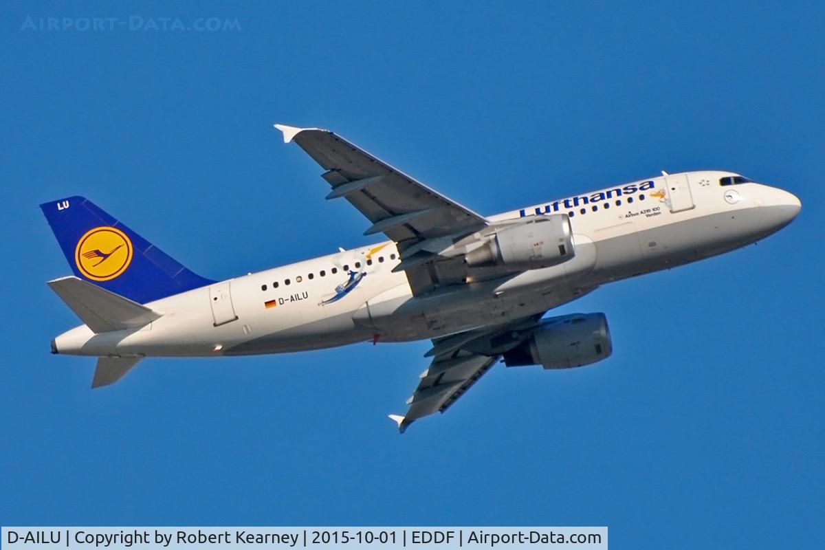 D-AILU, 1997 Airbus A319-114 C/N 744, Climbing out of EDDF