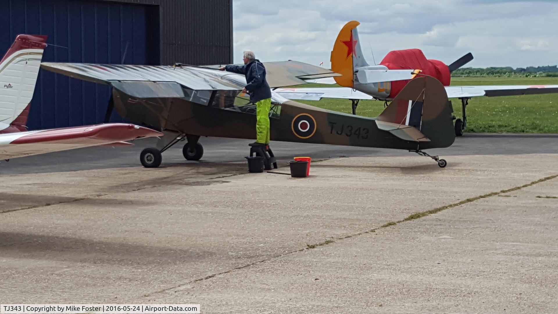 TJ343, 1944 Taylorcraft J Auster 5 C/N 1409, White Waltham, UK. 24 May 2016