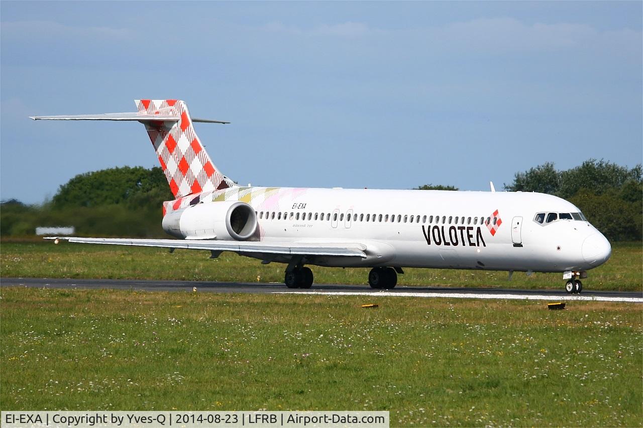 EI-EXA, 2003 Boeing 717-2BL C/N 55172, Boeing 717-2BL, Taxiing to holding point rwy 25L, Brest-Bretagne Airport (LFRB-BES)