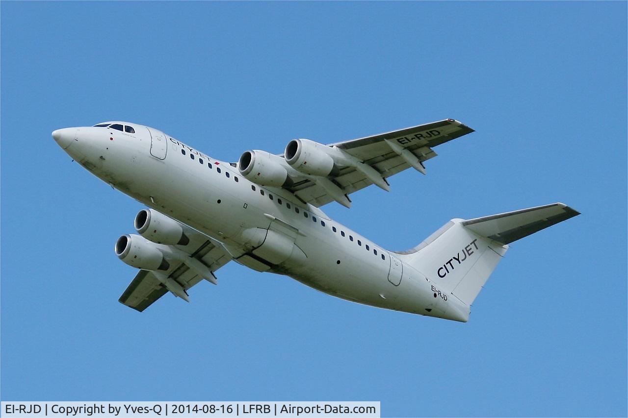 EI-RJD, 1998 BAE Systems Avro 146-RJ85 C/N E.2334, BAe RJ-85, Take off rwy 25L, Brest-Bretagne airport (LFRB-BES)
