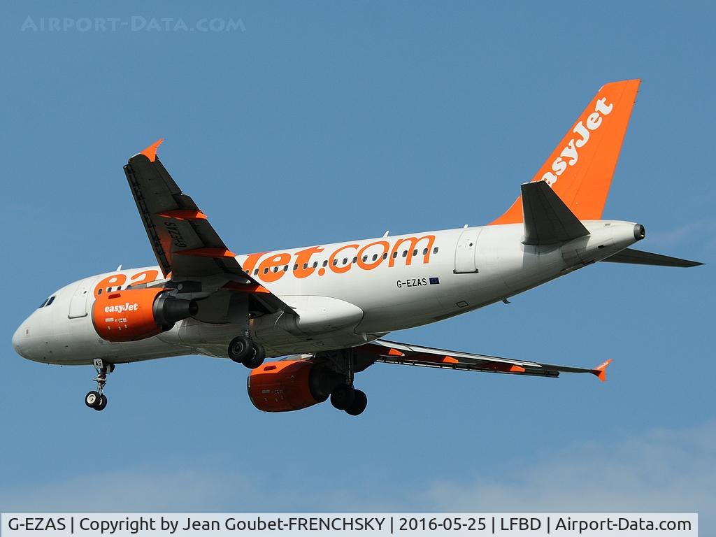 G-EZAS, 2006 Airbus A319-111 C/N 2779, U24131 landing runway 23 from Barcelone