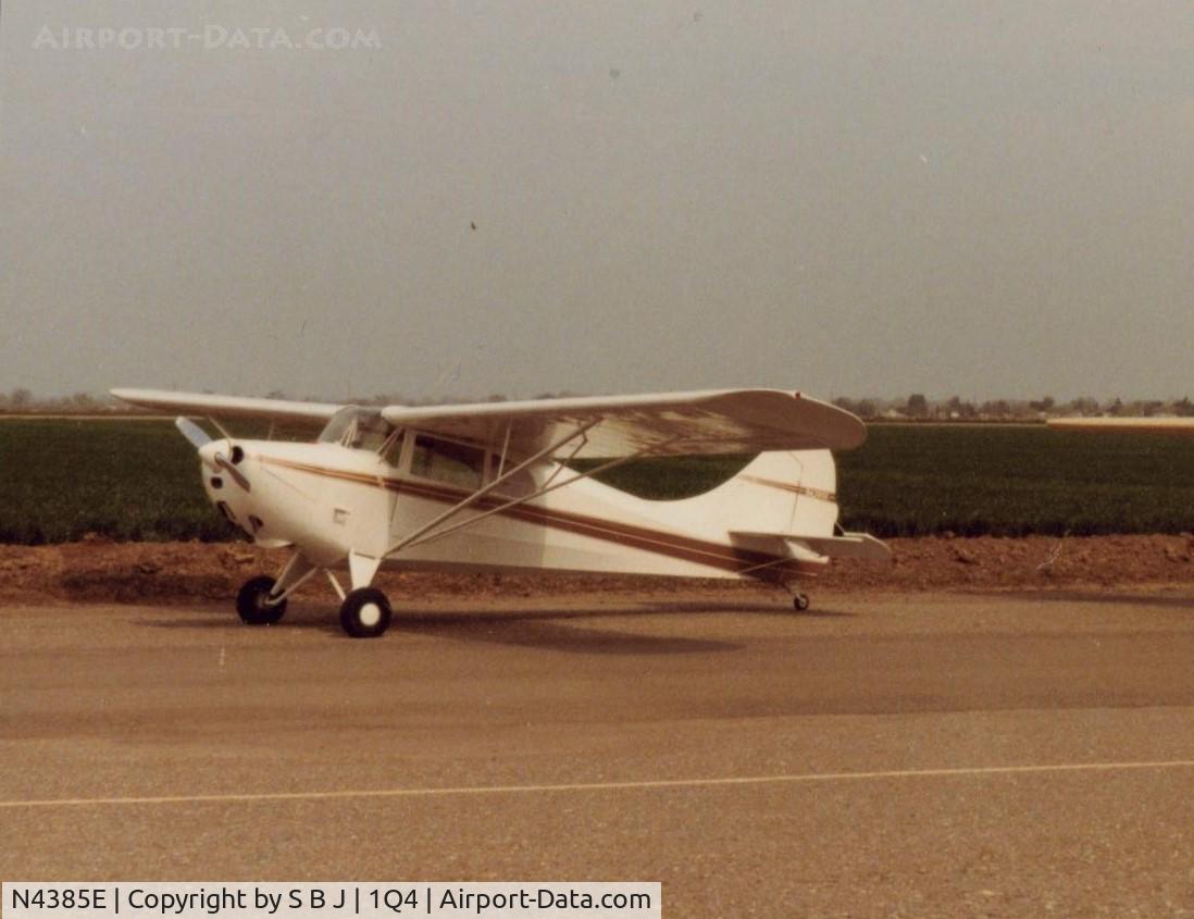 N4385E, 1948 Aeronca 11CC Super Chief C/N 11CC-201, 85E at 1Q4.