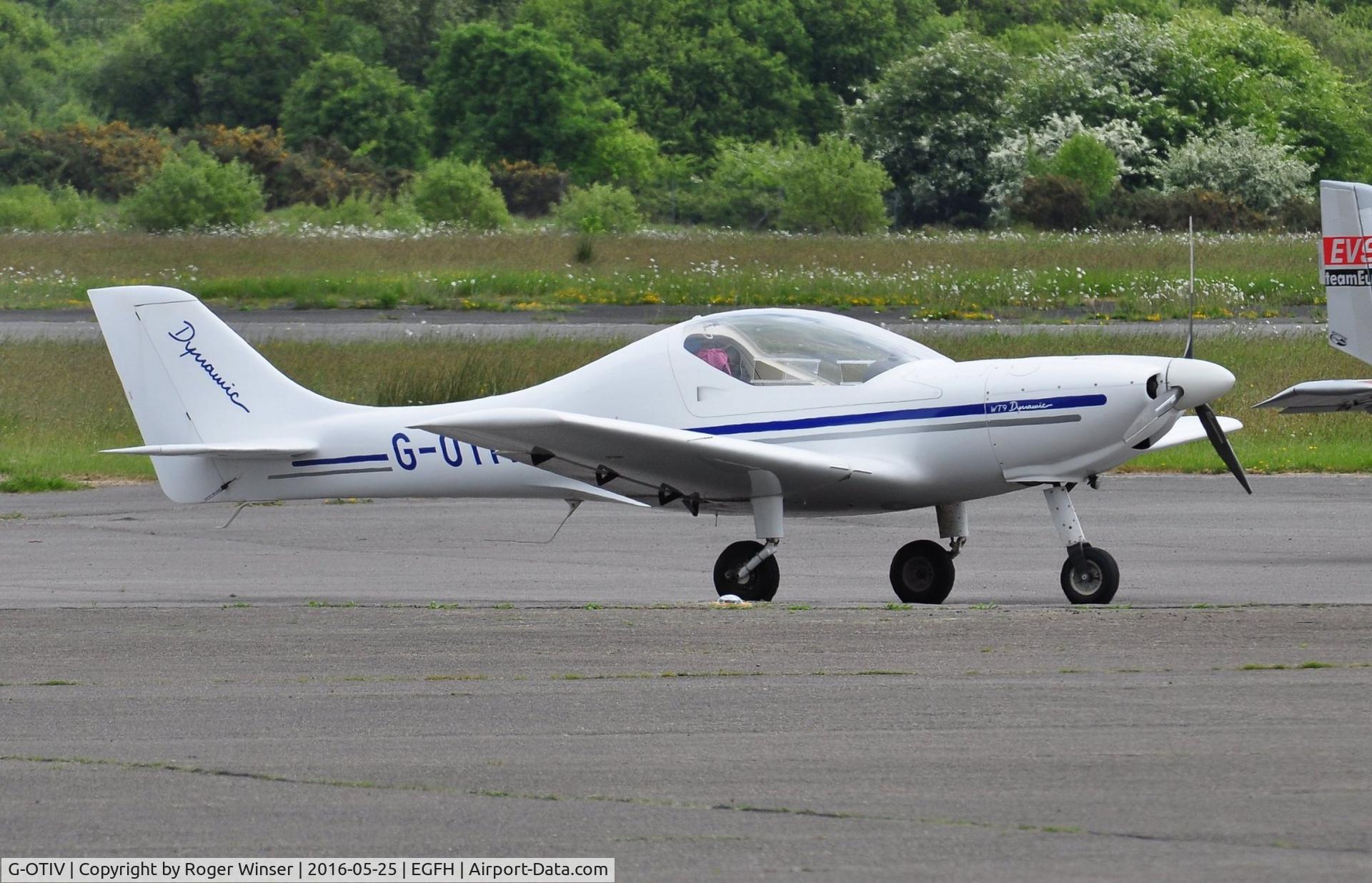 G-OTIV, 2007 Aerospool WT-9 Dynamic C/N DY194/2007, Visiting WT-9 Dynamic.