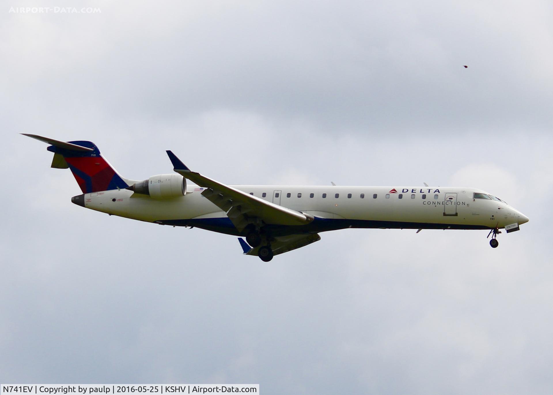 N741EV, 2004 Bombardier CRJ-701ER (CL-600-2C10) Regional Jet C/N 10155, At Shreveport Regional.