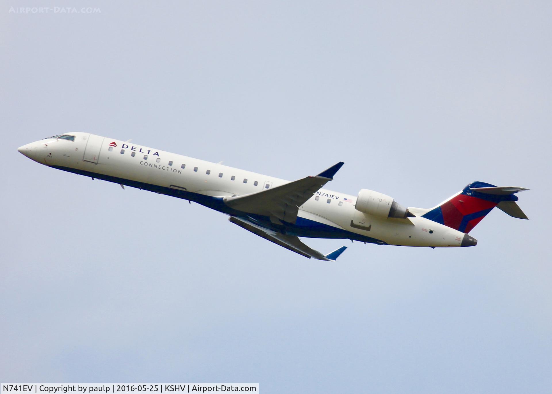 N741EV, 2004 Bombardier CRJ-701ER (CL-600-2C10) Regional Jet C/N 10155, At Shreveport Regional.