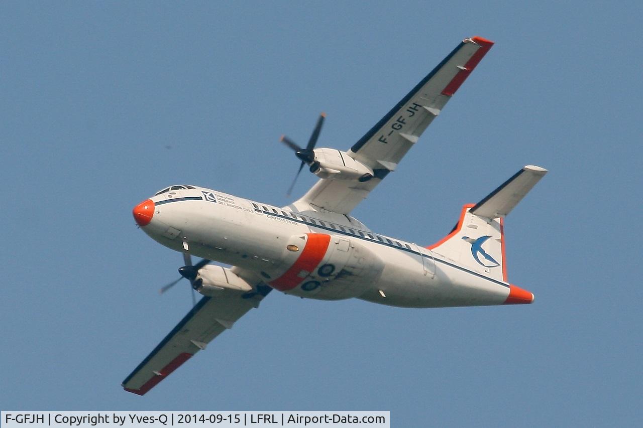 F-GFJH, 1987 ATR 42-300 C/N 049, ATR 42-300, ILS unit calibration, Lanvéoc-Poulmic Naval Air Base (LFRL))
