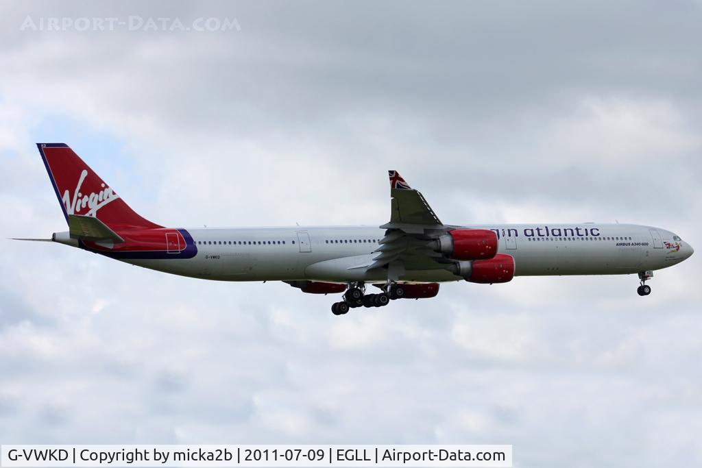 G-VWKD, 2005 Airbus A340-642 C/N 706, Landing