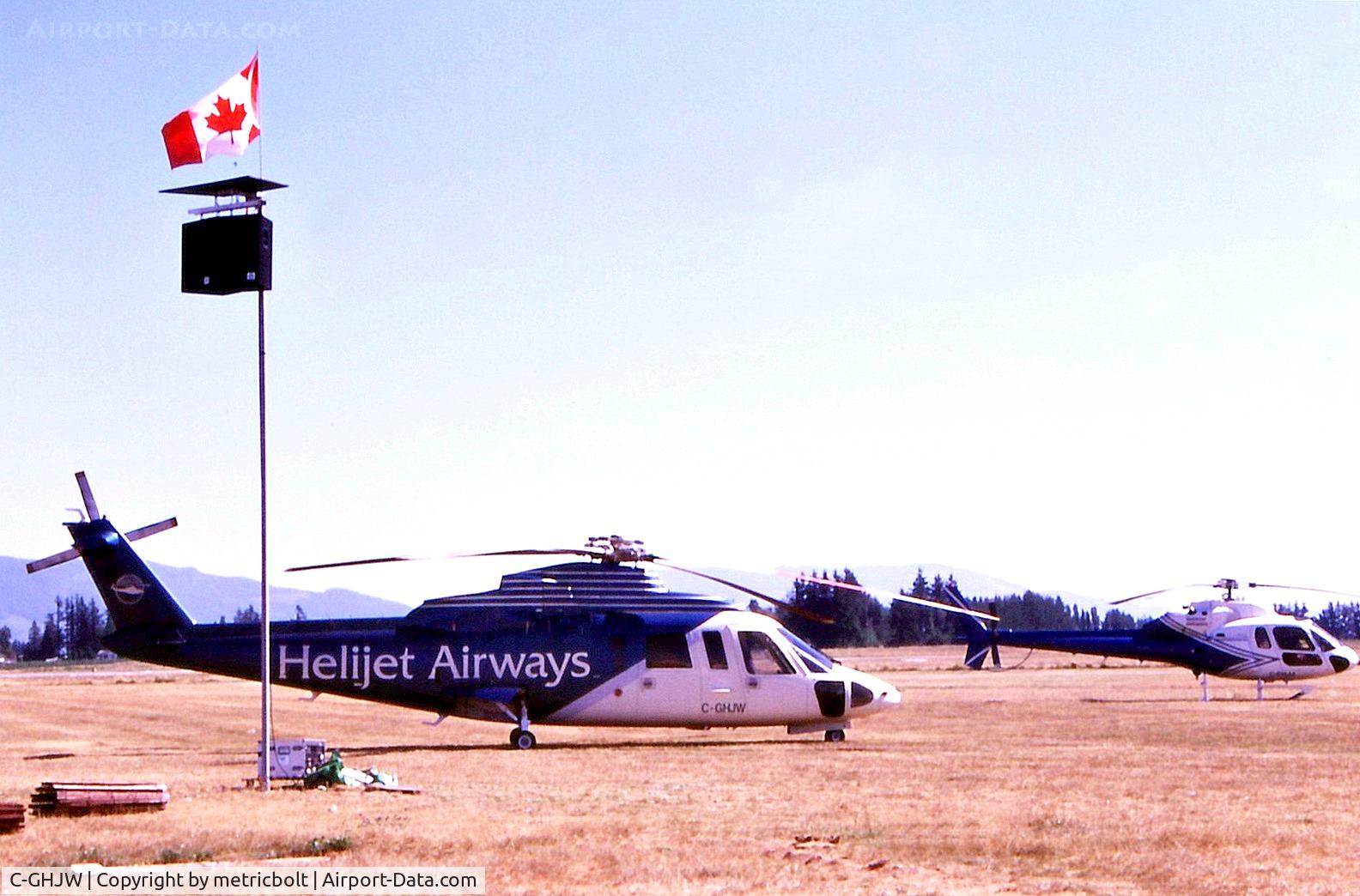 C-GHJW, 1980 Sikorsky S-76A C/N 760074, At Abbotsford,1997