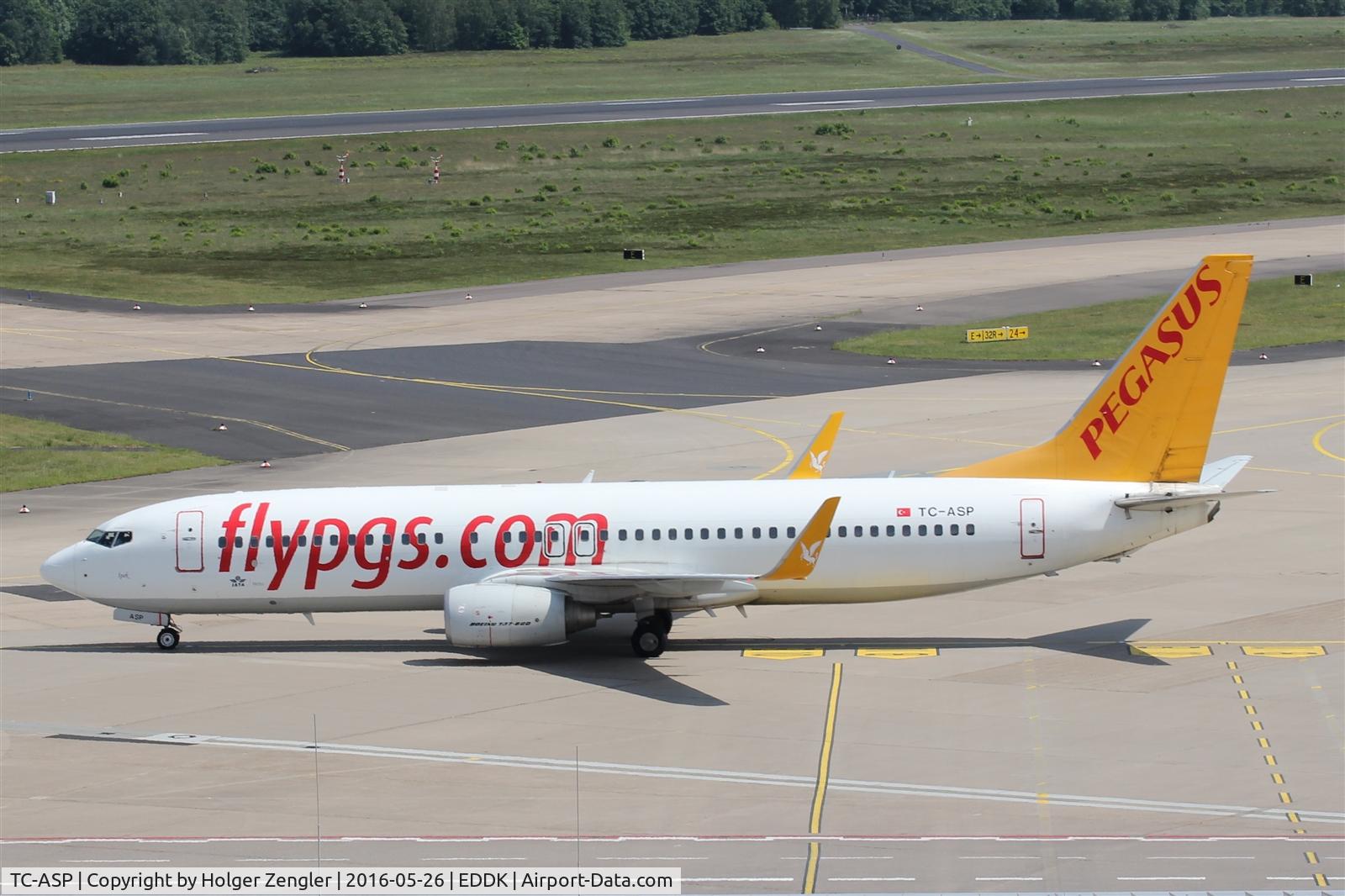 TC-ASP, 2011 Boeing 737-82R C/N 40011, Arrival from IST.....
