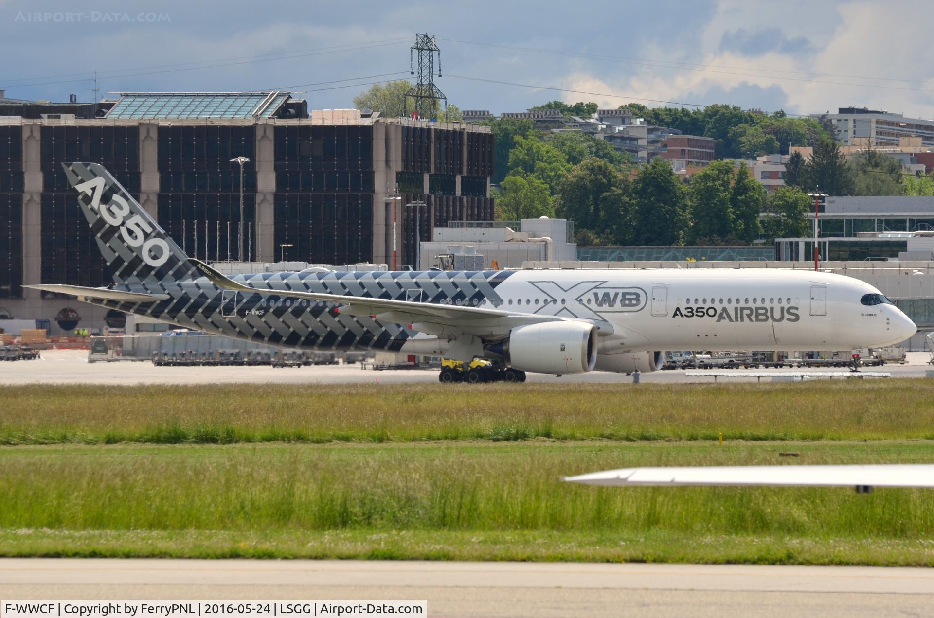F-WWCF, 2013 Airbus A350-941 C/N 002, Didn't expect this A359 to turn up at the Ebace 2016.