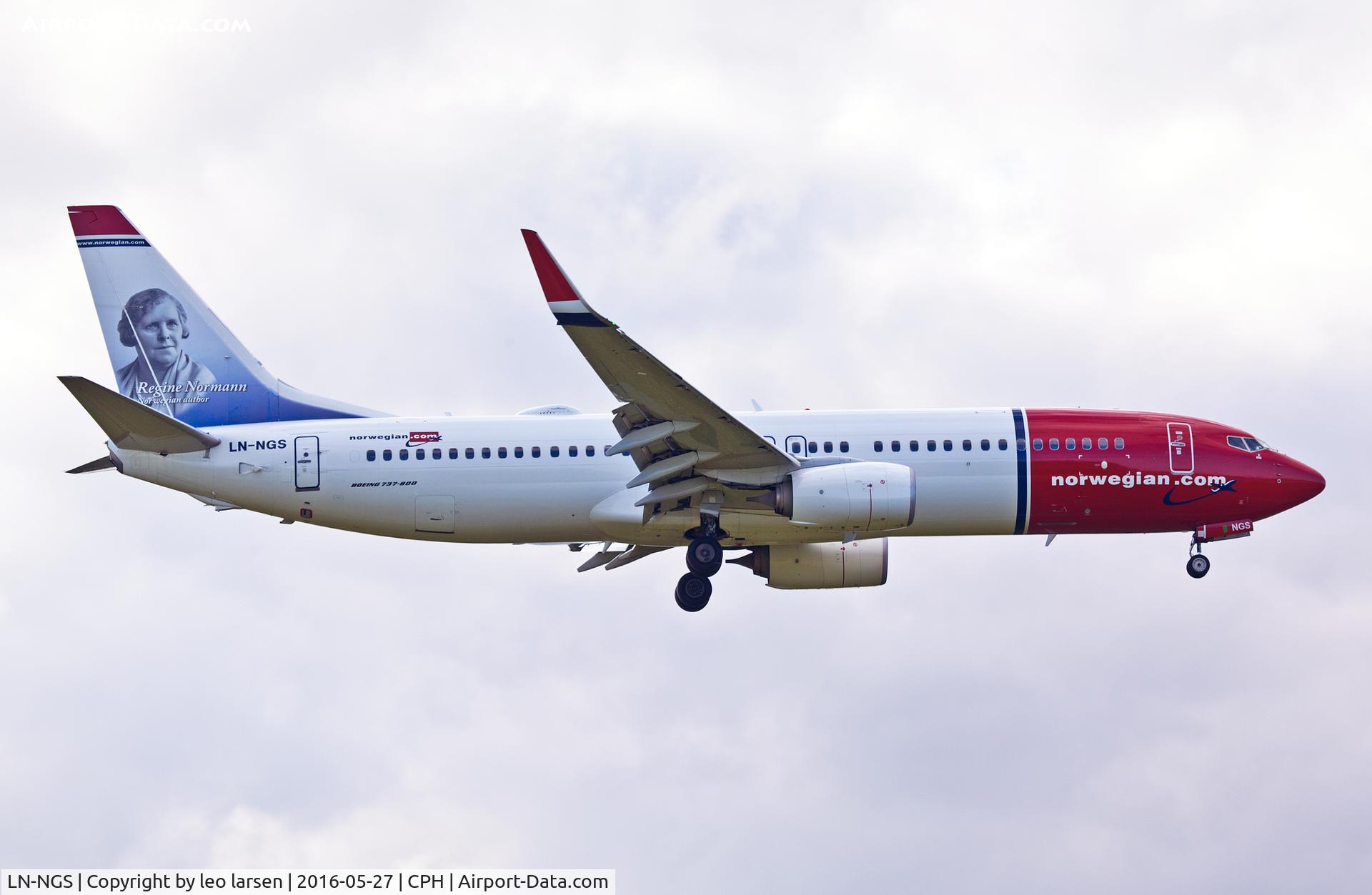 LN-NGS, 2014 Boeing 737-8JP C/N 39029, Copenhagen 27.5.16 landing R-04L. 