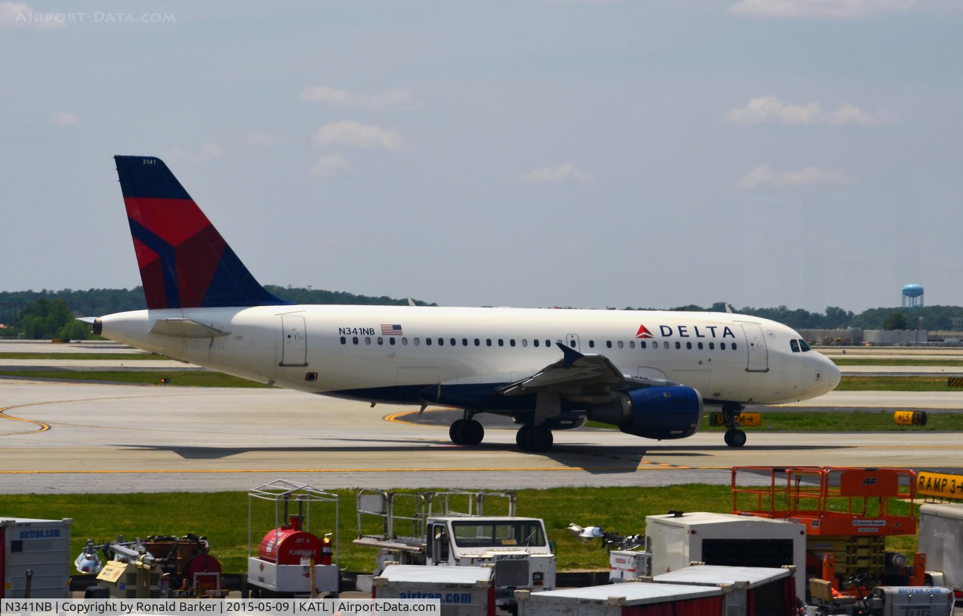 N341NB, 2002 Airbus A319-114 C/N 1738, Taxi Atlanta