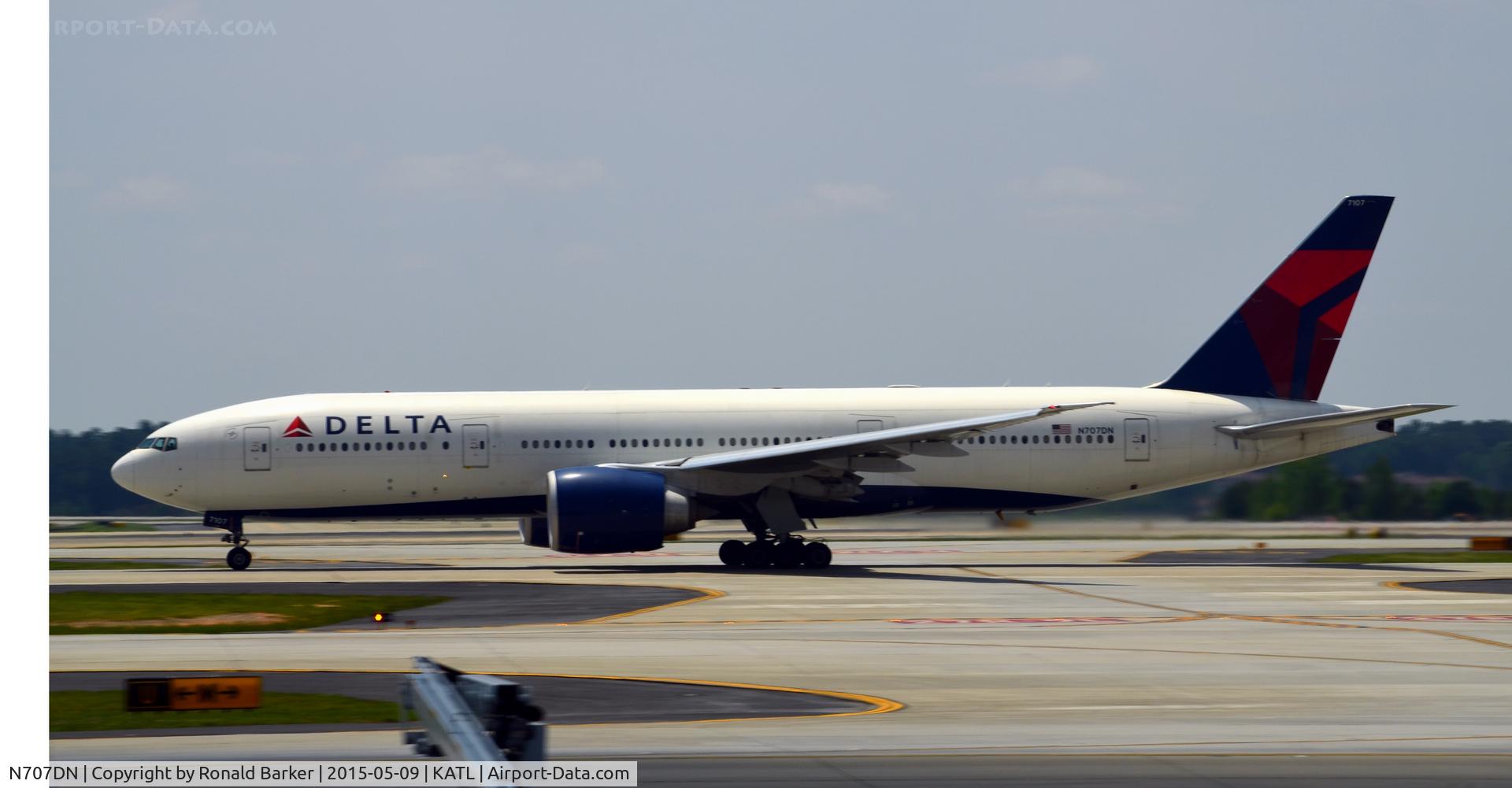 N707DN, 2009 Boeing 777-232/LR C/N 39091, Takeoff Atlanta