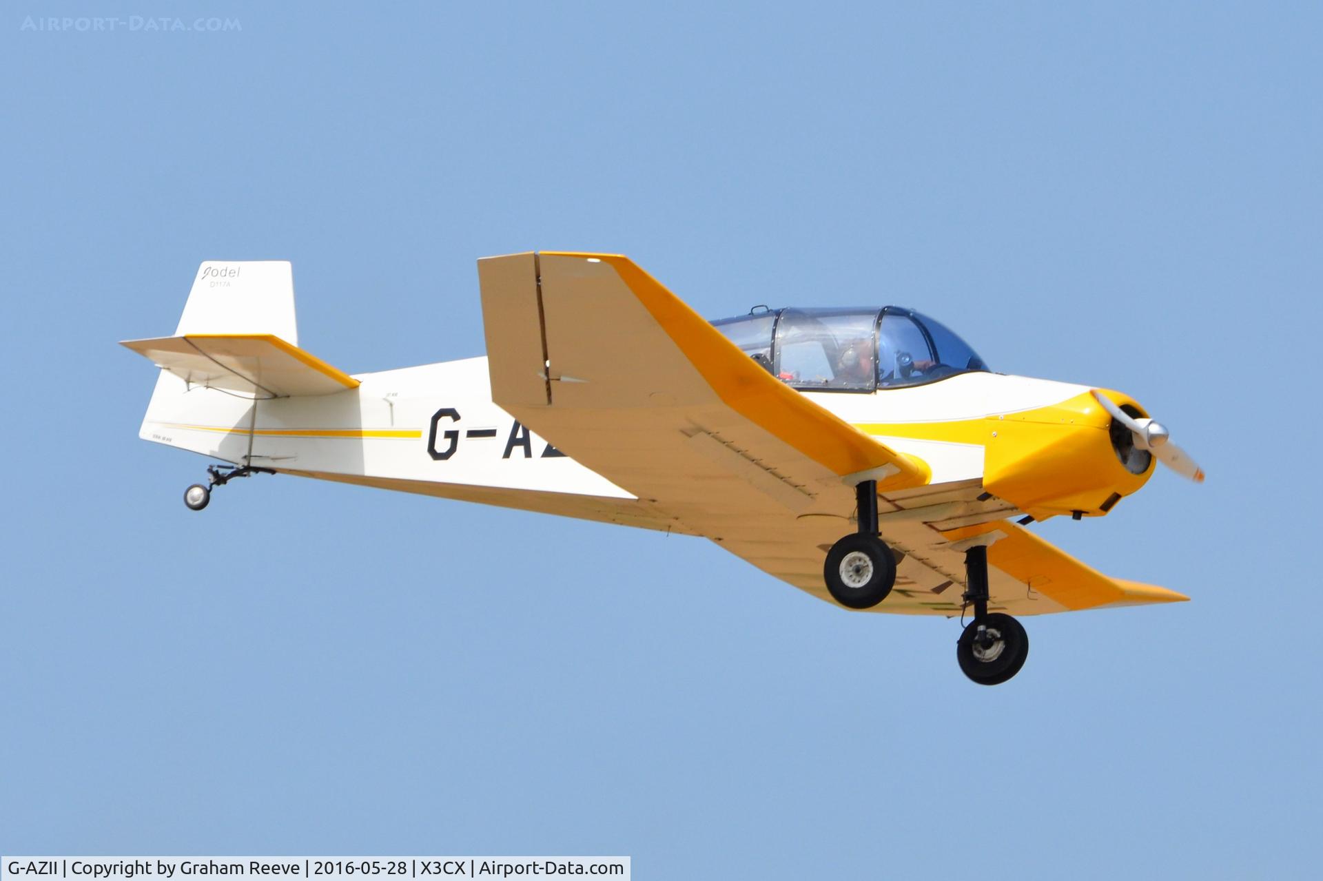 G-AZII, 1958 Jodel D-117A C/N 848, Landing at Northrepps.