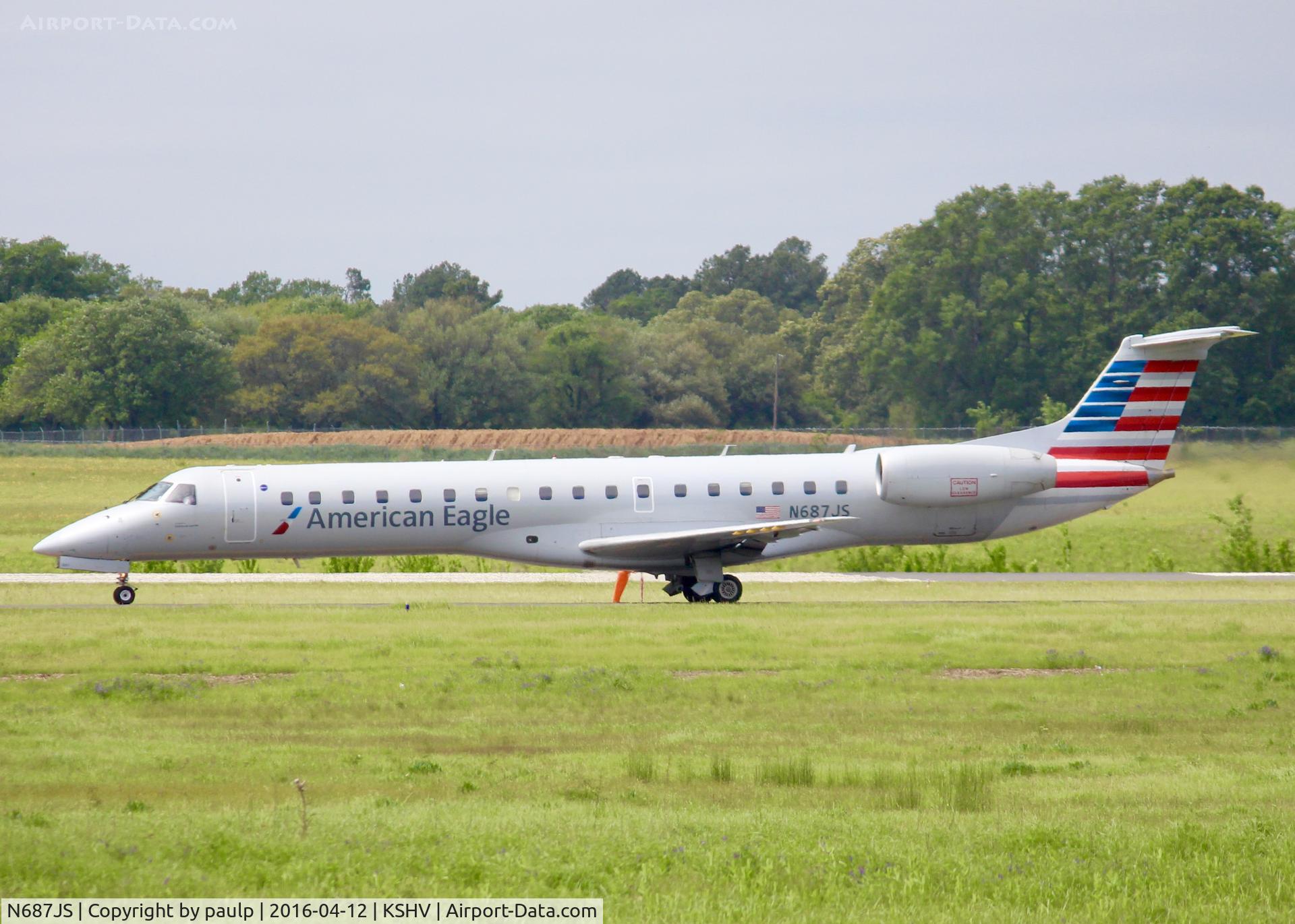 N687JS, 2004 Embraer ERJ-145LR (EMB-145LR) C/N 14500846, At Shreveport Regional.
