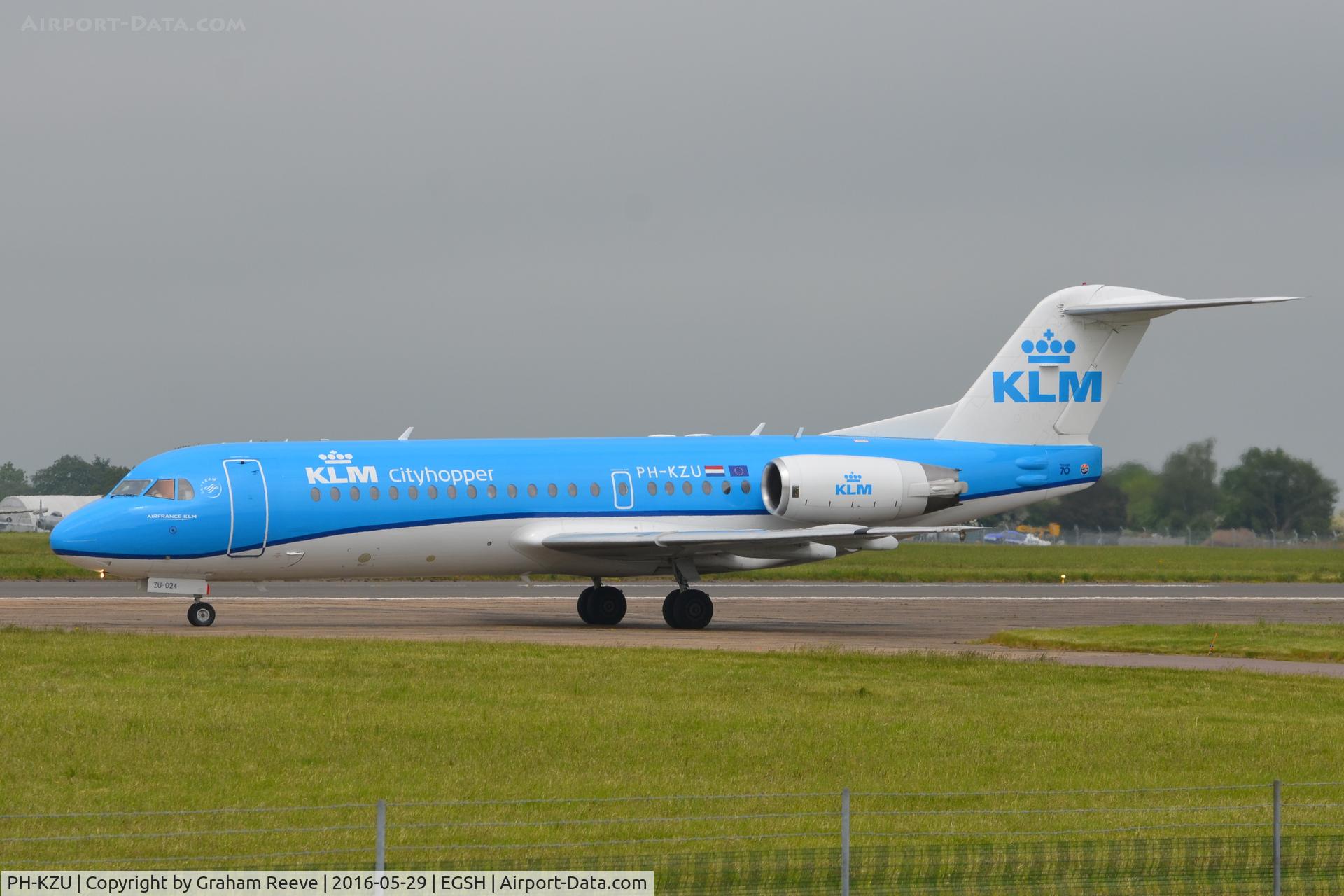 PH-KZU, 1995 Fokker 70 (F-28-0070) C/N 11543, About to depart from Norwich.