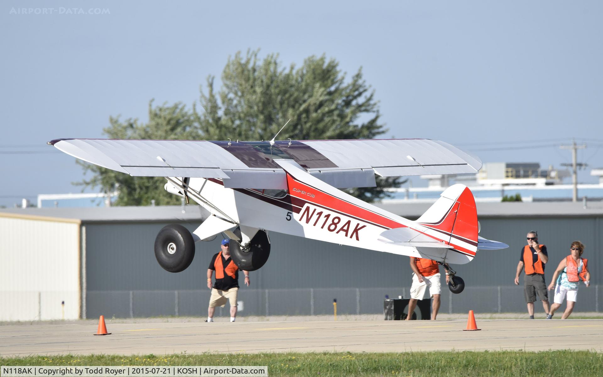 N118AK, Piper PA-18 Super Cub Replica C/N 00118, Airventure 2015