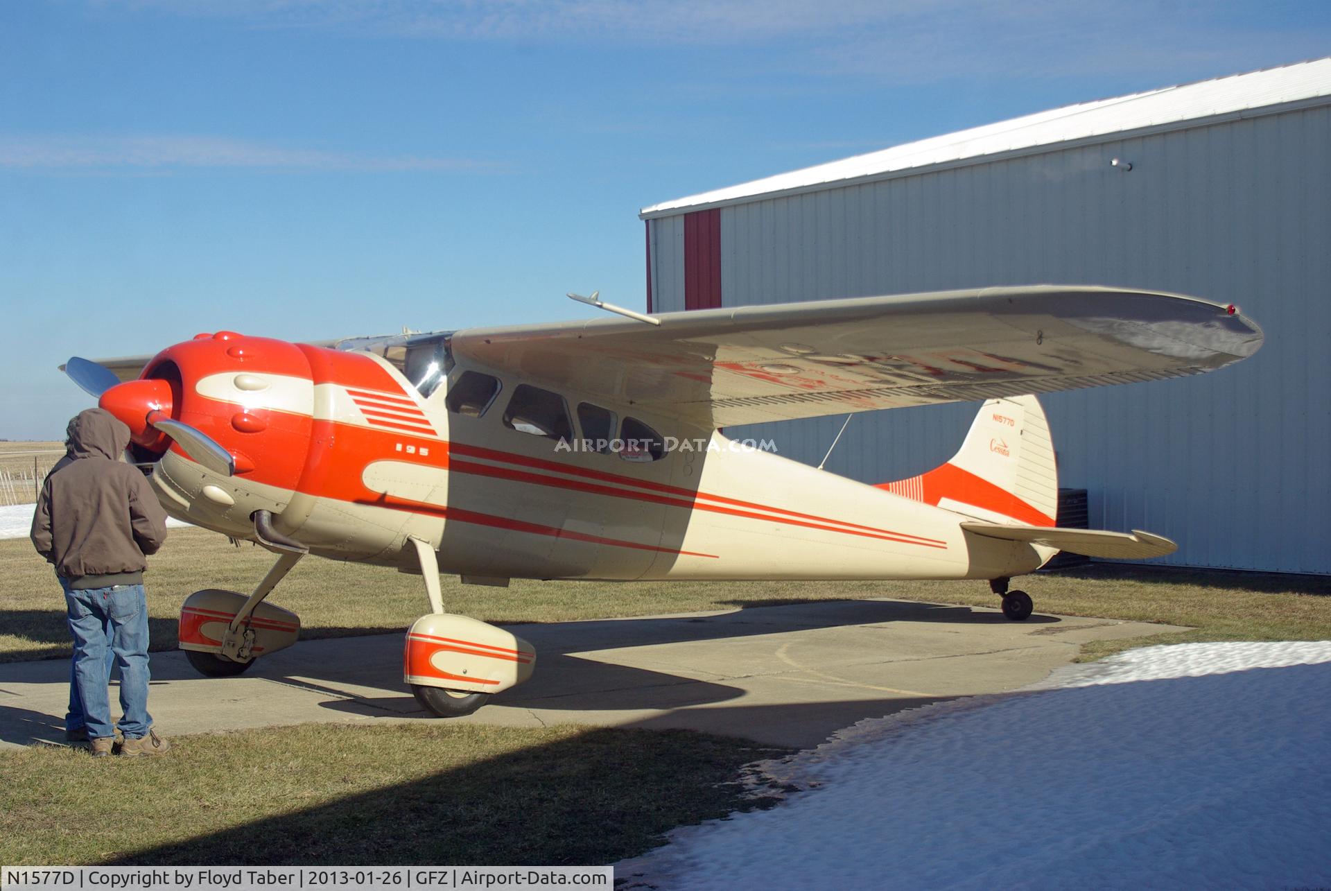 N1577D, 1952 Cessna 195 C/N 7799, Greenfield Chili Fly In