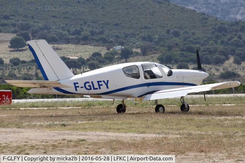 F-GLFY, Socata TB-9 Tampico C/N 1582, Parked