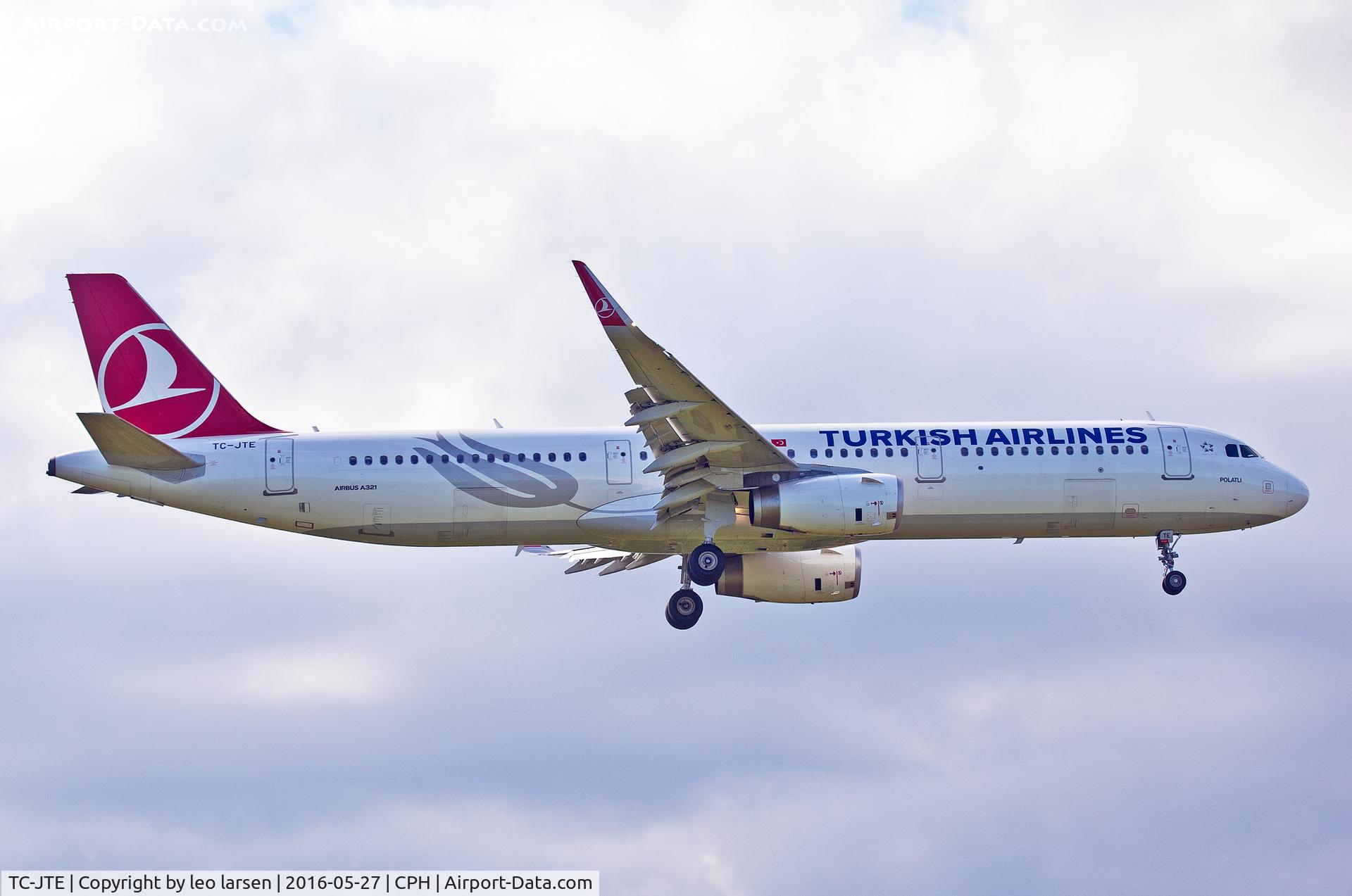 TC-JTE, 2015 Airbus A321-231 C/N 6869, Copenhagen 27.5.16