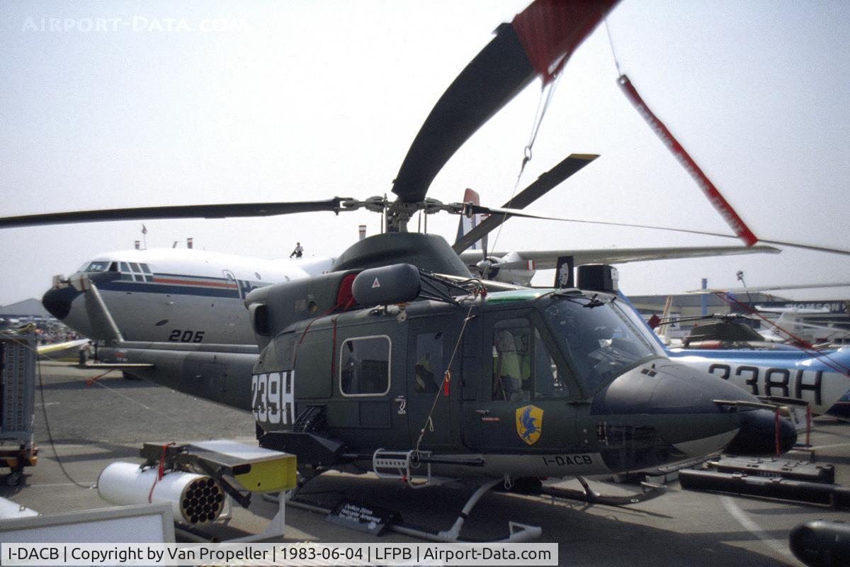 I-DACB, 1982 Agusta AB-412 Grifone C/N 25507, Agusta-Bell AB412 Griffon in Italian Army colours at Le Bourget 1983