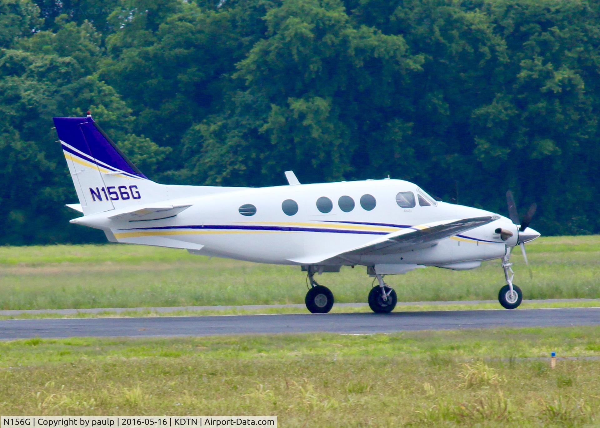 N156G, 1975 Beech E-90 King Air C/N LW-156, At Downtown Shreveport.
