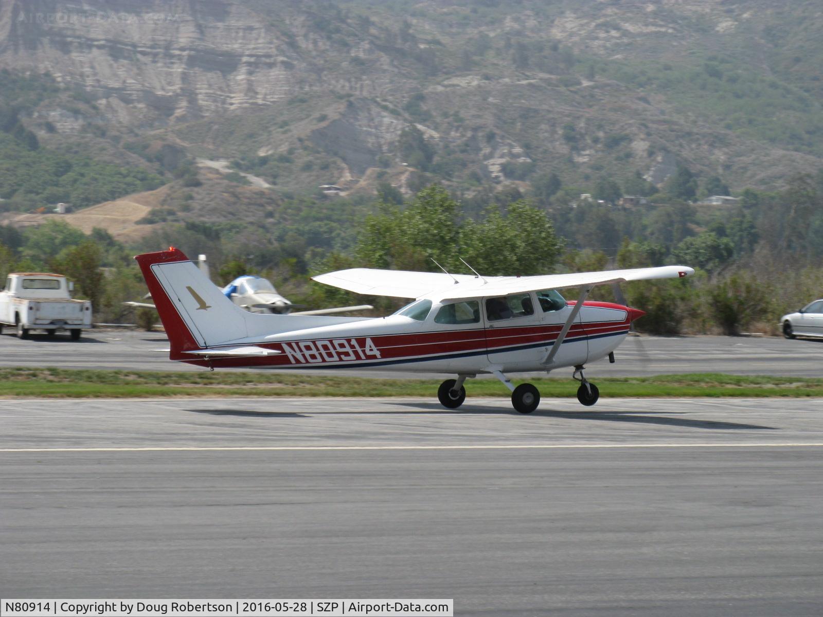 N80914, 1976 Cessna 172M C/N 17266799, 1976 Cessna 172M SKYHAWK, Lycoming O-320-E2D 150 Hp, takeoff roll Rwy 22
