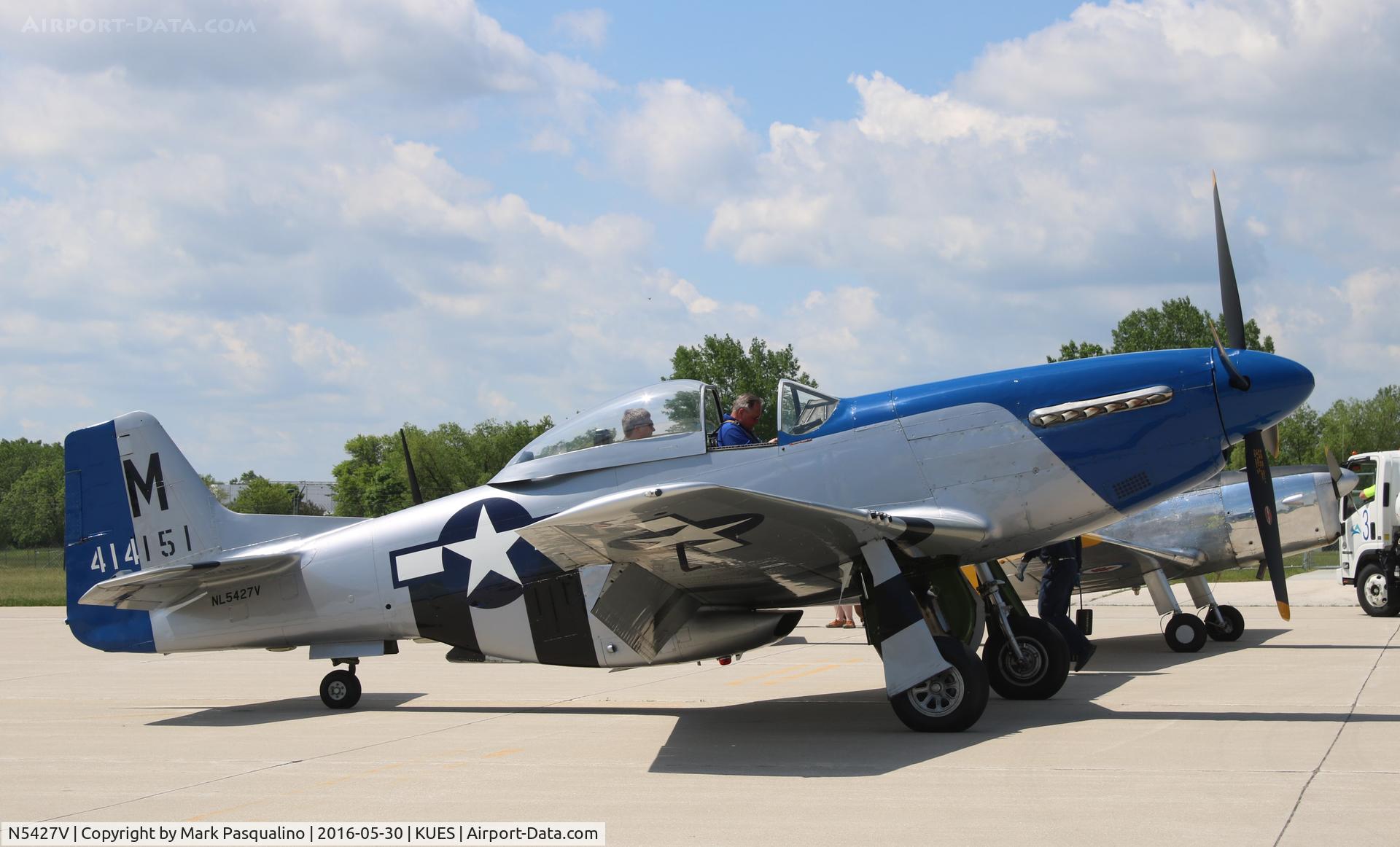 N5427V, 1944 North American F-51D Mustang C/N 44-72942, North American P-51D