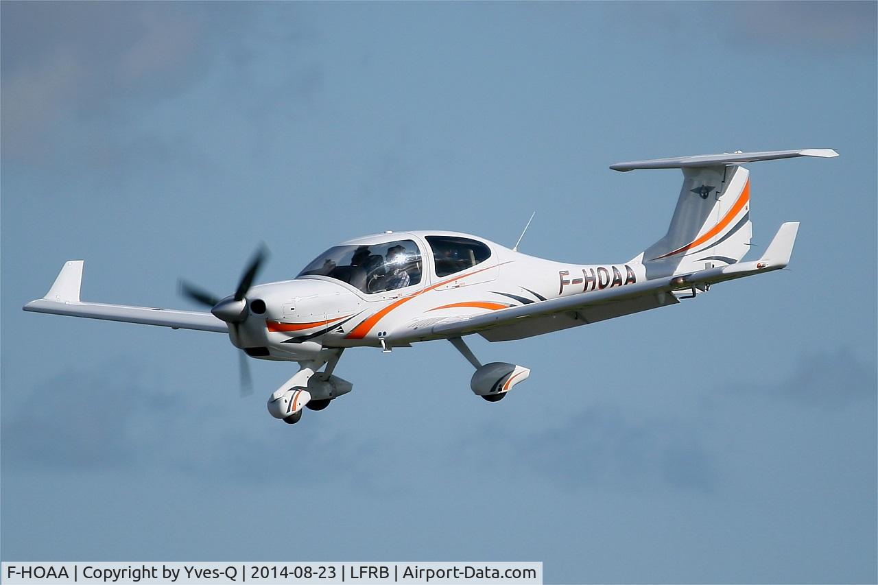 F-HOAA, Diamond DA-40 Diamond Star C/N D4.148, Diamond DA-40 Diamond Star, Short approach rwy 25L, Brest-Bretagne Airport (LFRB-BES)