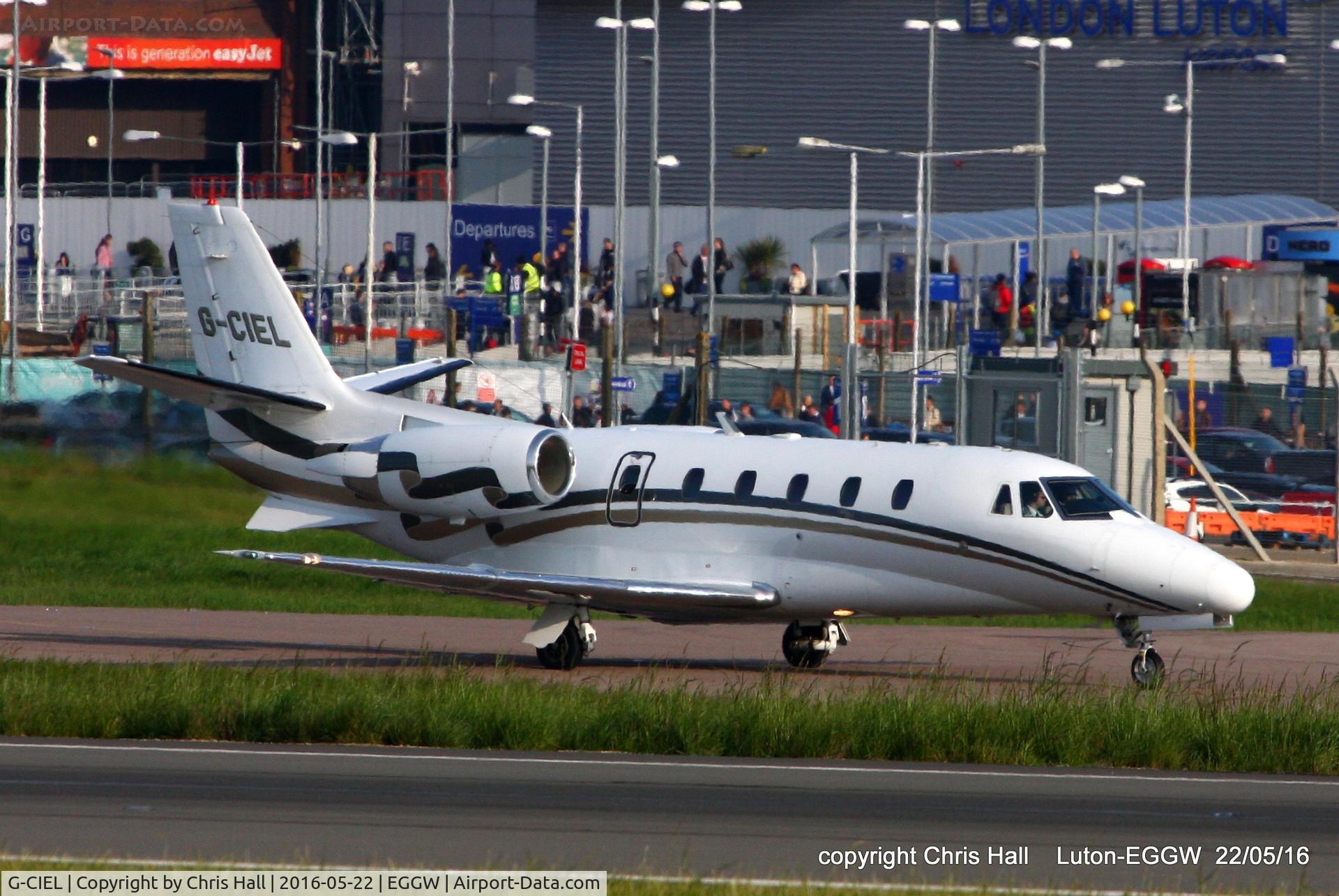 G-CIEL, 2002 Cessna 560XL Citation Excel C/N 560-5247, London Executive Aviation