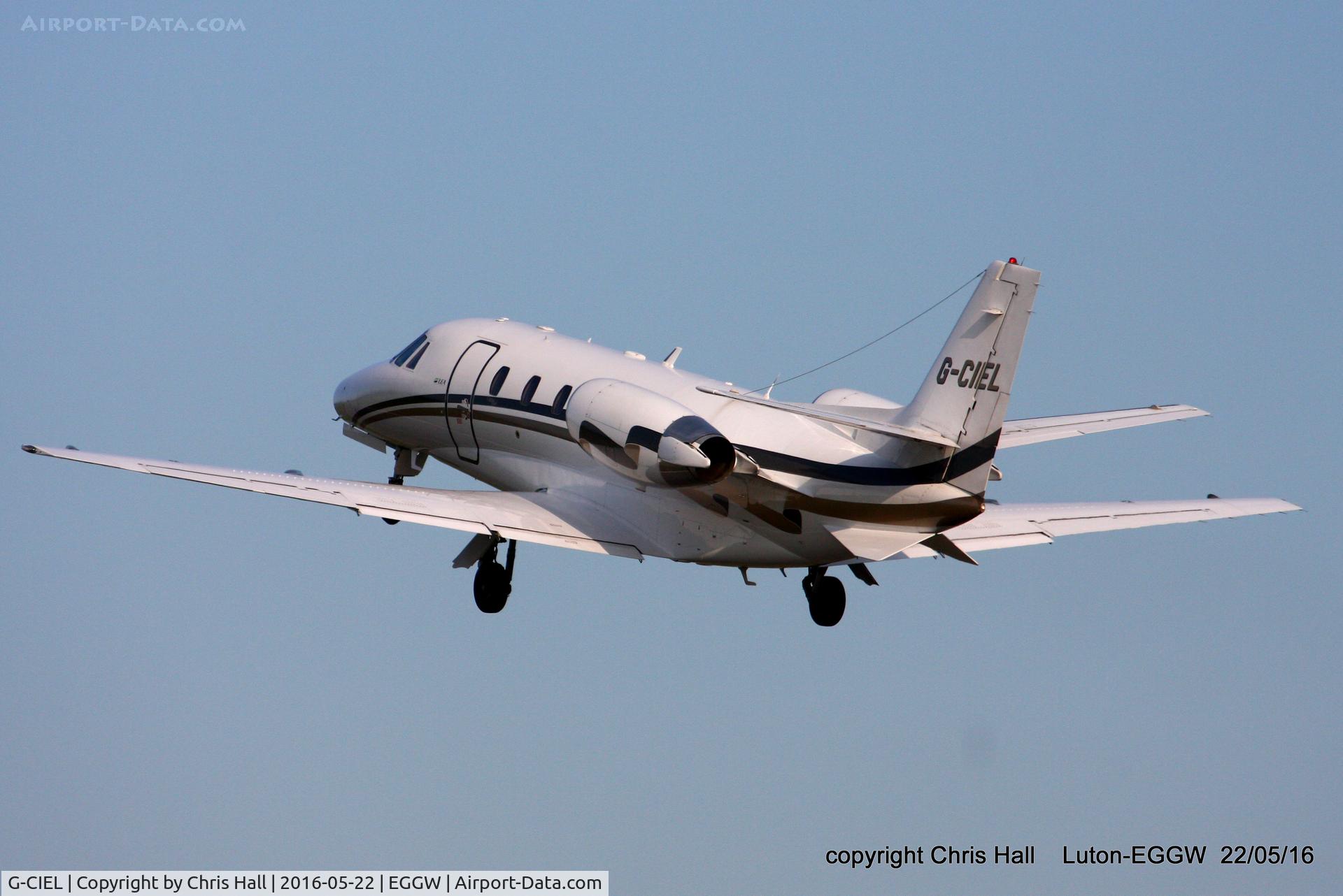 G-CIEL, 2002 Cessna 560XL Citation Excel C/N 560-5247, London Executive Aviation