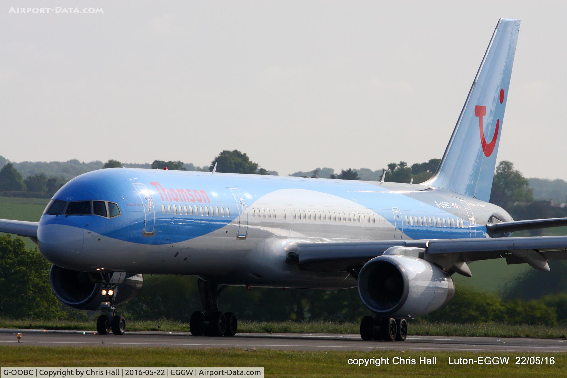G-OOBC, 2003 Boeing 757-28A C/N 33098, Thomson